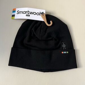 New Smartwool 100% merino wool thermal black cuffed beanie